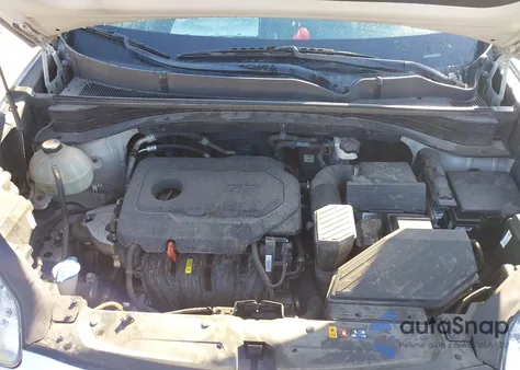 2018 Kia Sportage Lx z USA, uszkodzony, nr VIN KNDPM3AC3J7347750